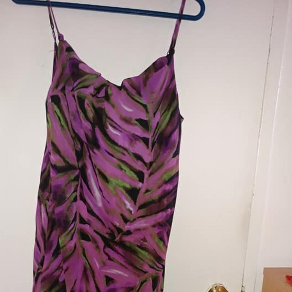 DRESS